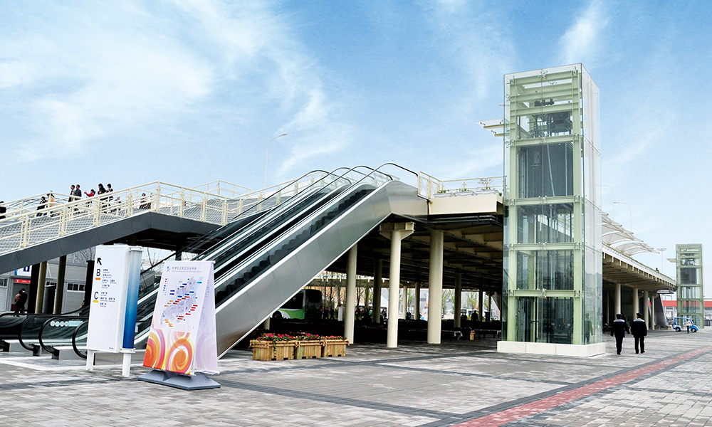 Elevators and escalators on the elevated walkways in Shanghai World Expo Park